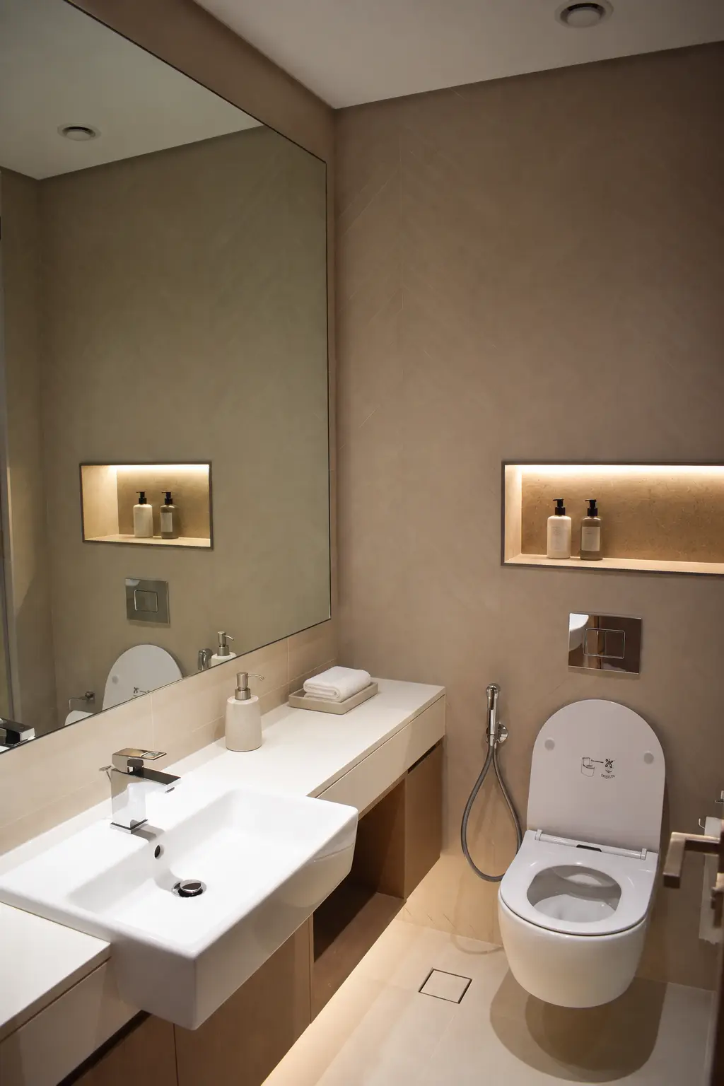 Lagoon Views - Interior Fit-Out Work