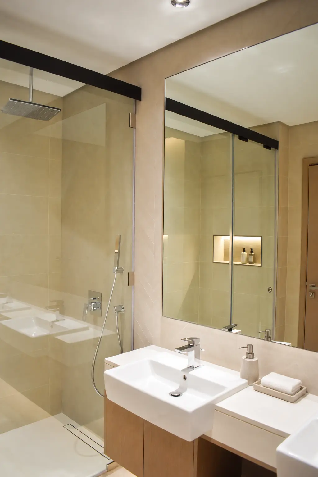 Lagoon Views - Interior Fit-Out Work